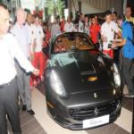 هتافات التشجيع لألونسو وماسا تضجّ في عالم فيراري أبوظبي قبل السباق